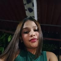 <strong>Chloe M., United Kingdom</strong>